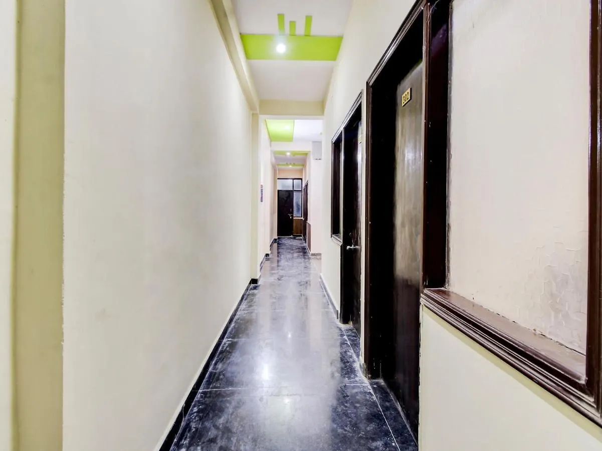 Oyo 46629 Hotel Anmol Palace Agra  Agra (Uttar Pradesh)