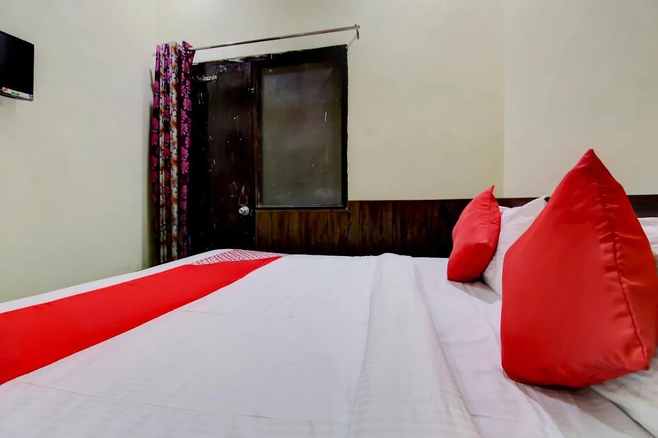 Oyo 46629 Hotel Anmol Palace Agra