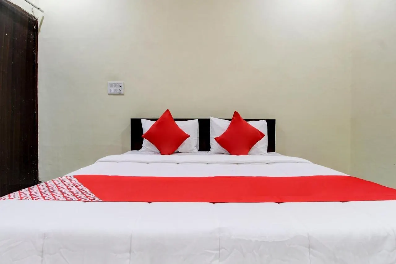Oyo 46629 Hotel Anmol Palace Agra